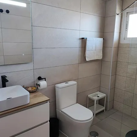 Pet Friendly Beautiful Flat With View, 3 Pools 公寓