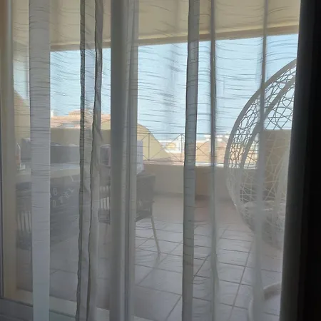 Pet Friendly Beautiful Flat With View, 3 Pools 公寓