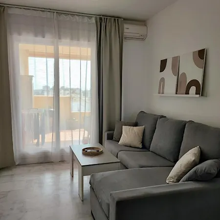 公寓 Pet Friendly Beautiful Flat With View, 3 Pools 丰希罗拉